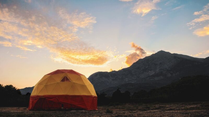 6 ways to stay safe while camping in remote areas
