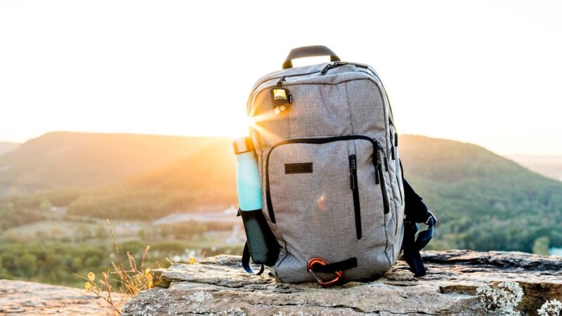 6 things seasoned hikers always pack but beginners forget
