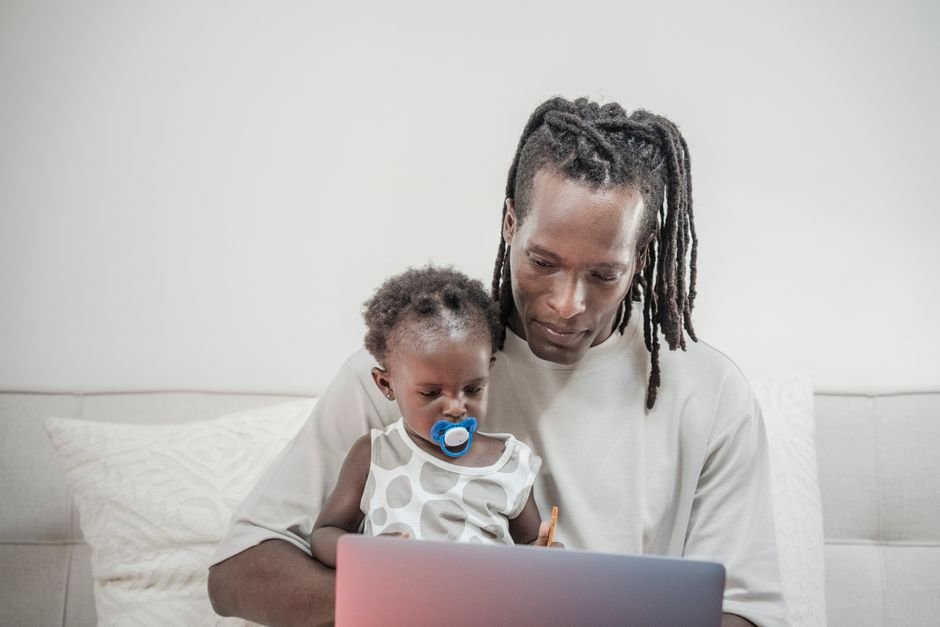 7 U.S. States With the Highest Single Parent Rates in 2026