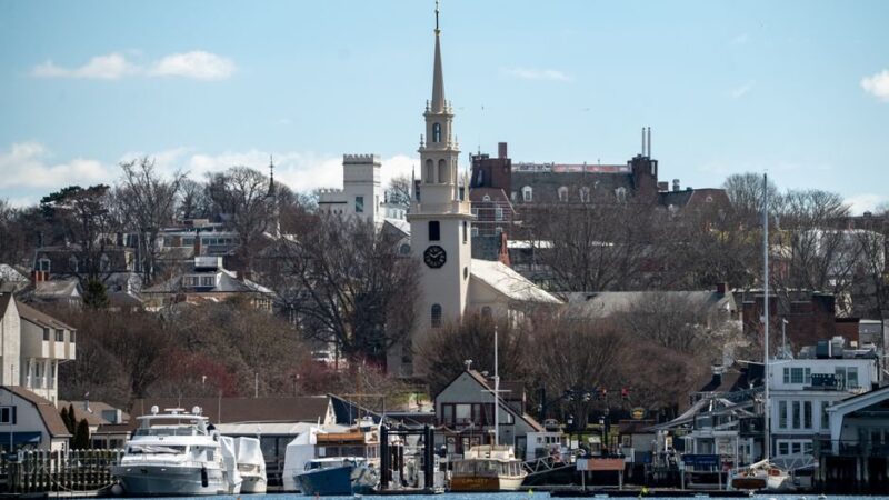 8 American Towns That Were Thriving a Decade Ago and Are Now Considered Economically Distressed