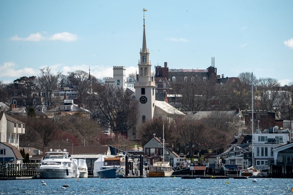 8 American Towns That Were Thriving a Decade Ago and Are Now Considered Economically Distressed