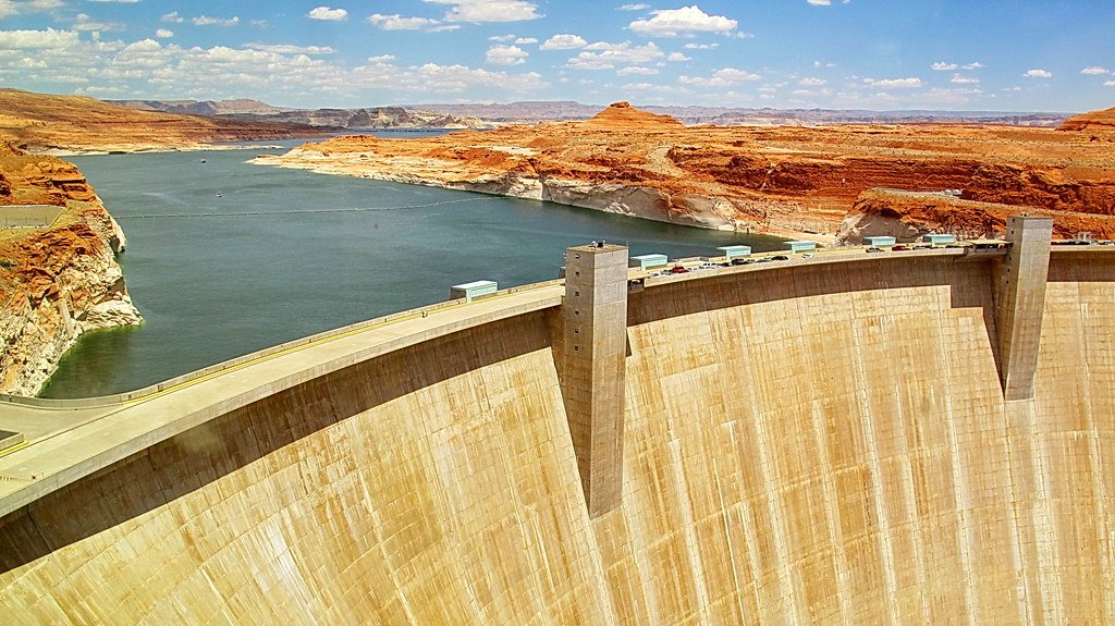 Lake Powell Nears Dead Power Pool Threshold, Threatening Water and Power Supplies