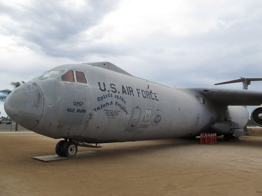 C-141B Starlifter