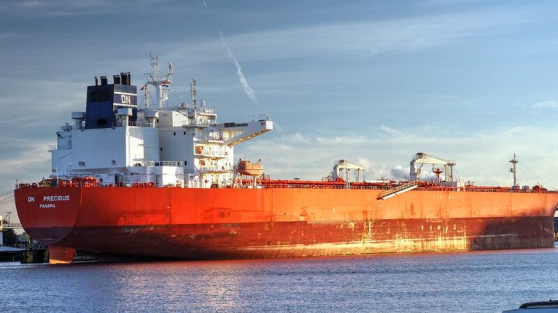 Oil Prices Surge Amid U.S.-Iran Conflict, Adding Pressure on Fed Chair Warsh