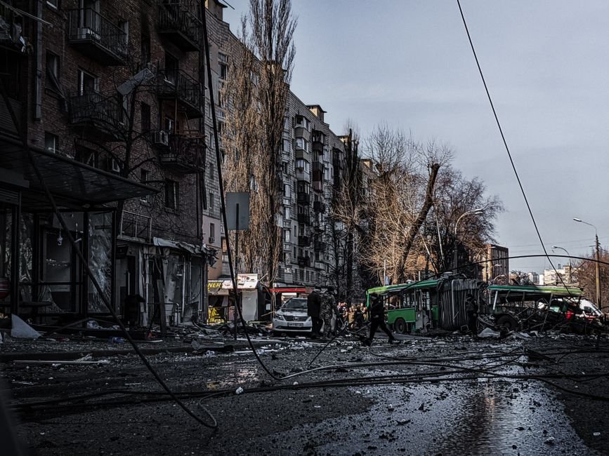Russia Launches Biggest Ballistic Missile Attack on Kyiv Since War Began