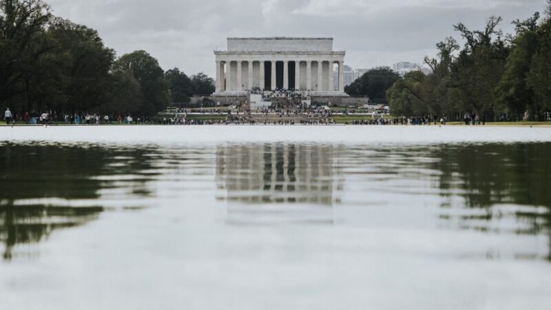 Trump Admin Sticks with Contractor Despite Lincoln Memorial Pool Vandalism Scandal