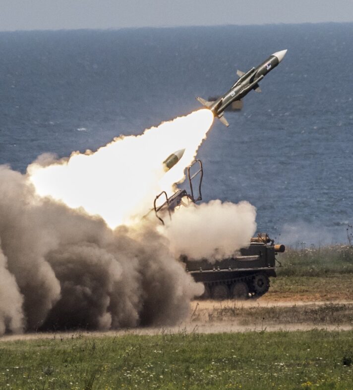 U.S. and Iran Exchange Intense Attacks After Trump Declares Ceasefire ‘Over’