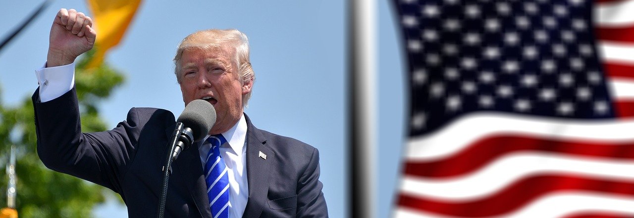 Trump-Thune Rift Sparks GOP Turmoil Ahead of 2026 Midterms