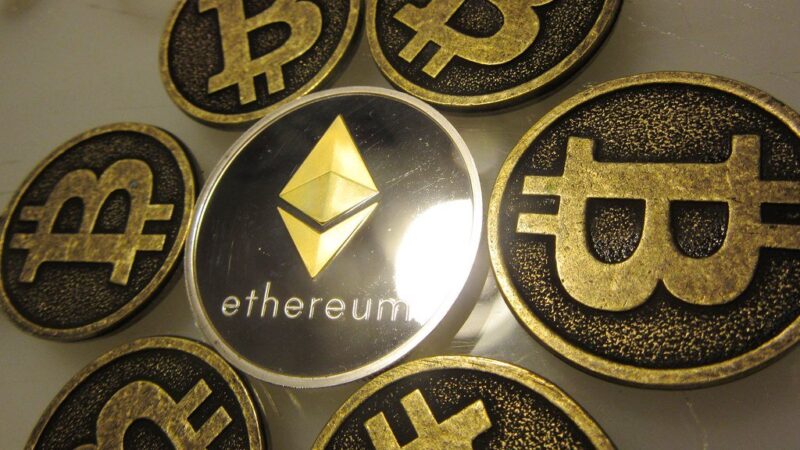 Bitcoin and Ethereum Prices Dip Amid Anticipation of Inflation Data