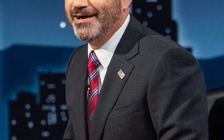 Jimmy Kimmel Mocks Trump’s Sparse Midterm Convention and $5,000 Payout Promise