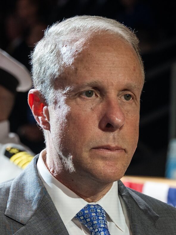 Pentagon Deputy Steve Feinberg Defends $300M Contract Amid Corruption Claims