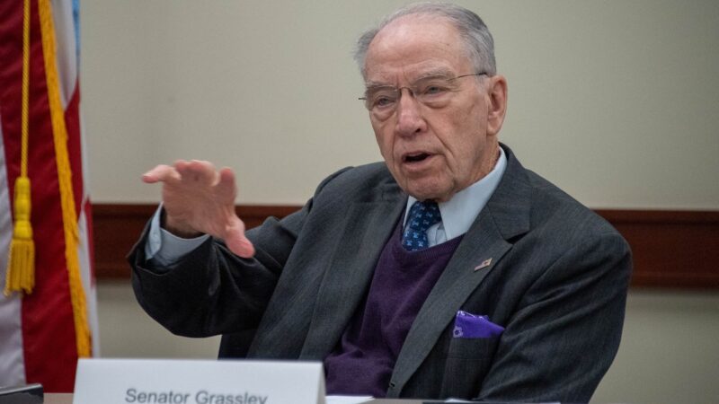 Senator Grassley Urges Trump Administration to Ban Kratom Immediately
